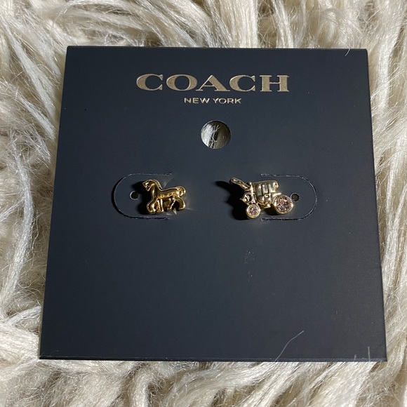*NWT* COACH Horse 🐎 and Carriage Stud Earrings in Gold - Picture 7 of 11
